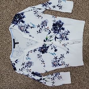 Flower print WhiteHouseBlackMarket Cardigan (M)